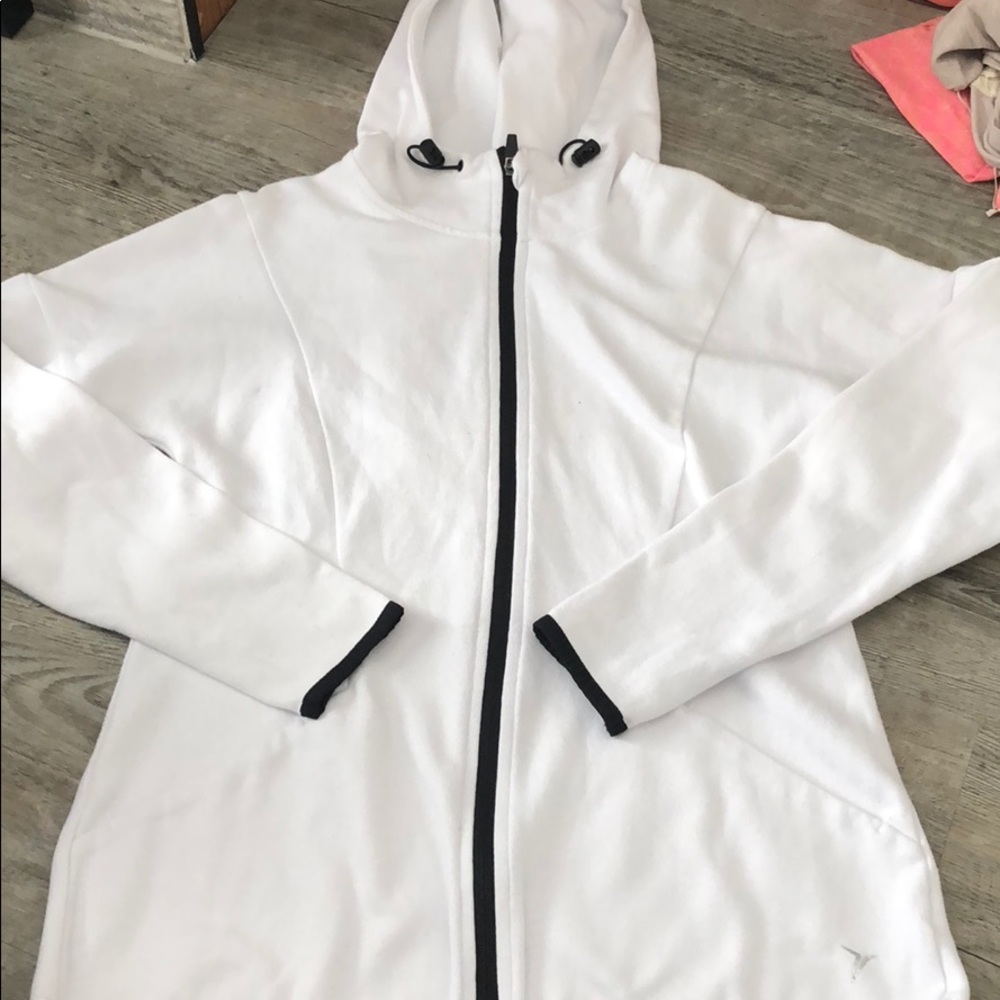 White zip up athletic sweatshirt